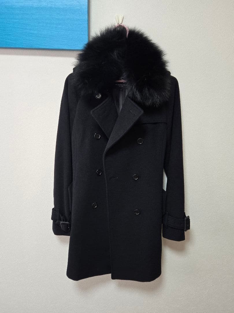 ファー付き黒ウールダブルブレストコート