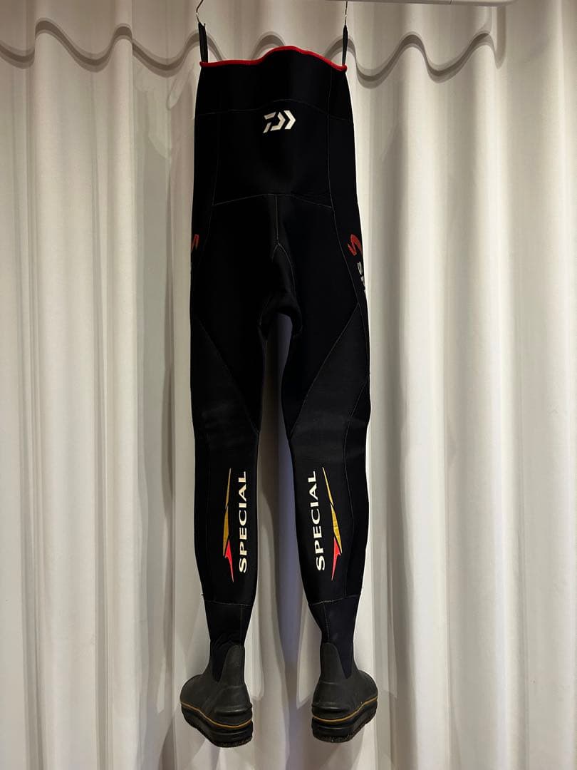 ダイワ　スペシャルスリムウェーダー(先丸中割) LA-L