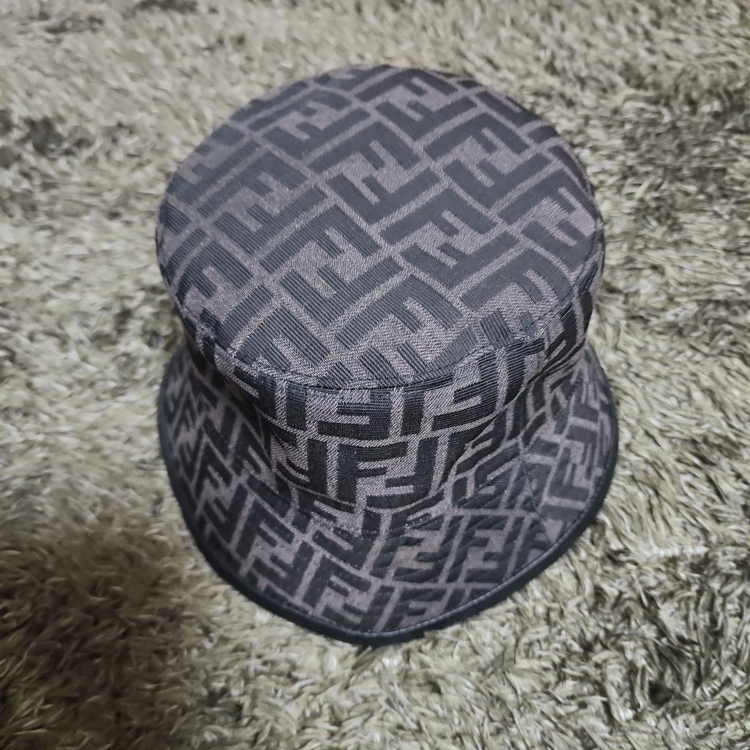 FENDI ロゴ柄 バケットハット M サイズ ブラック