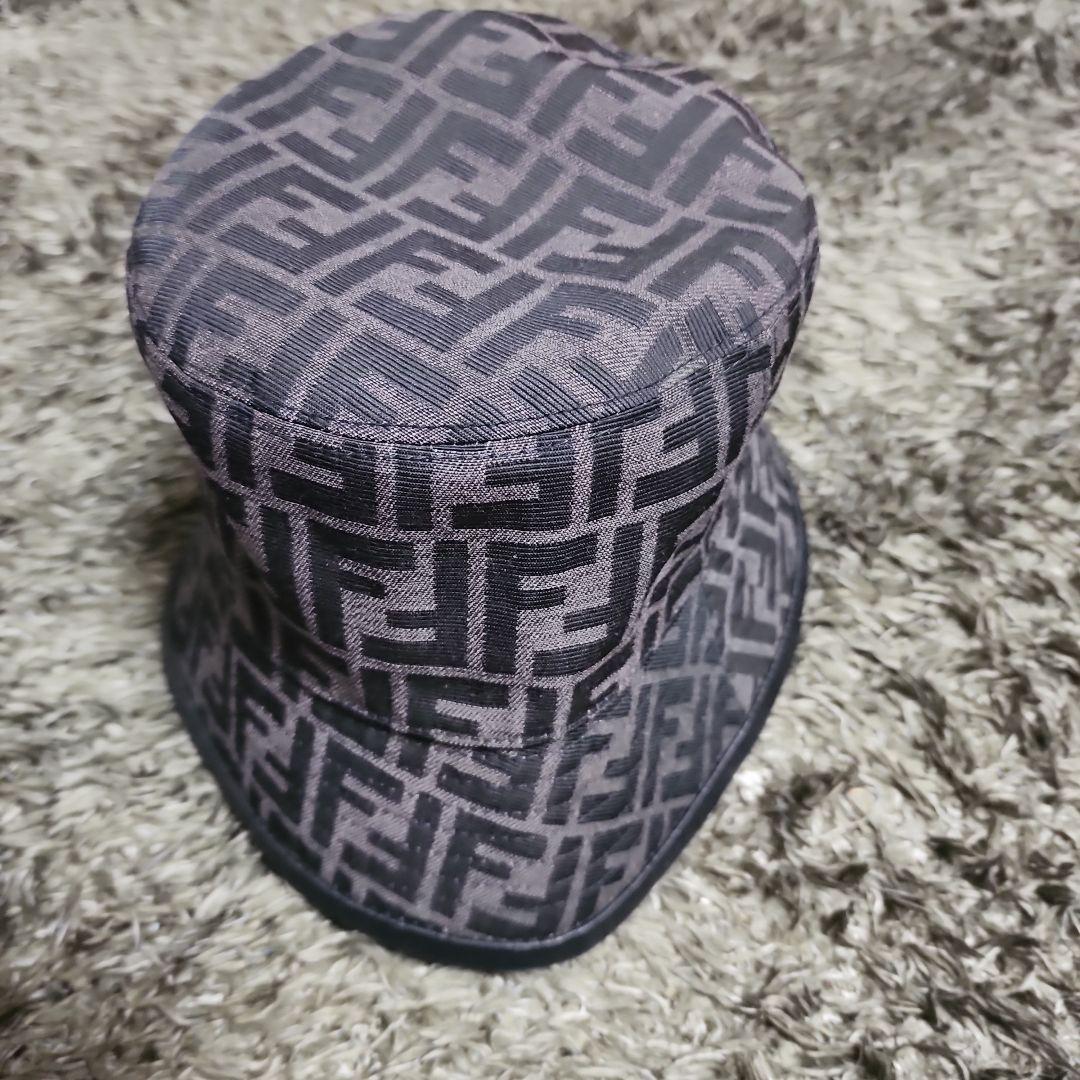FENDI ロゴ柄 バケットハット M サイズ ブラック