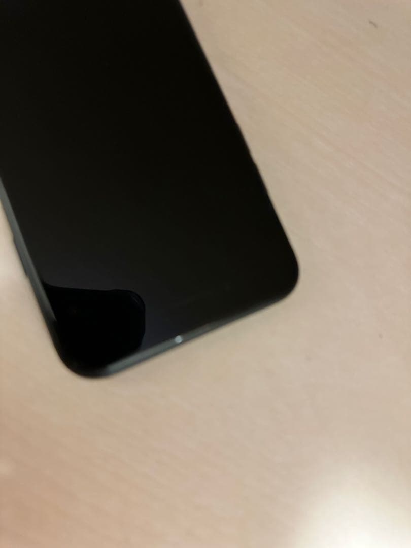 香*行様 iPhoneSE2 64GB SIMフリー　ネットワーク利用制限◯