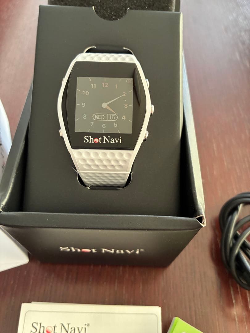 【超美品】Shot Navi INFINITY GPSゴルフナビ距離計　ホワイト