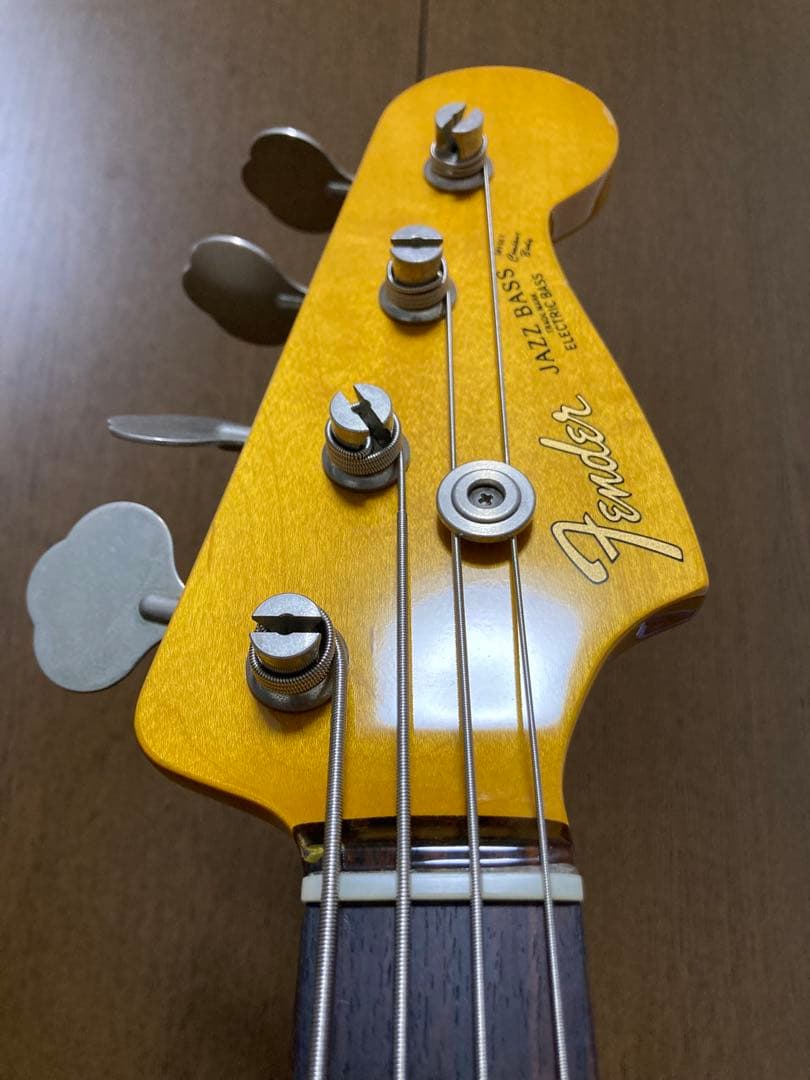 ベース Fender Japan JB62-58