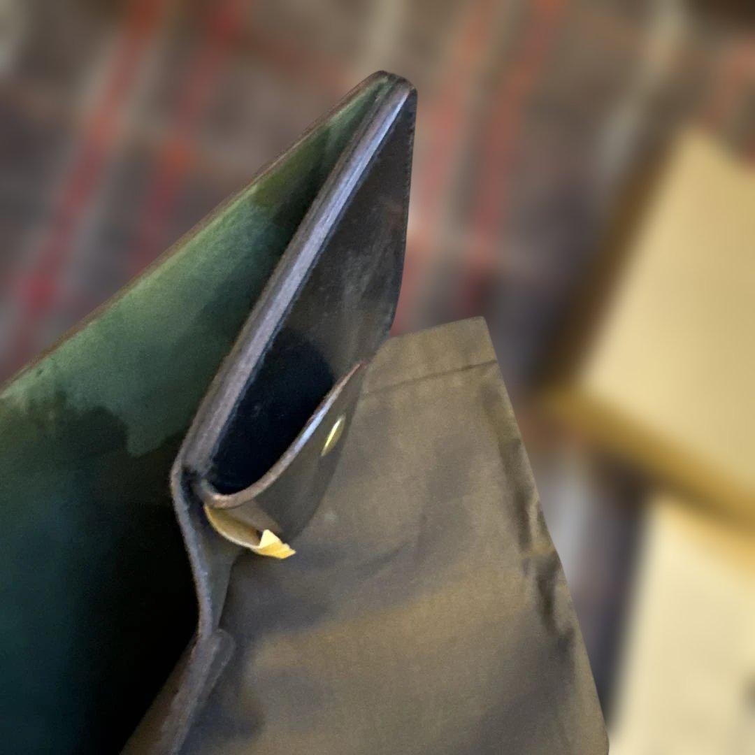 アーツアンドクラフツ米国ホーウィン社製紺色シェルコードバンウォレット新品未使用品