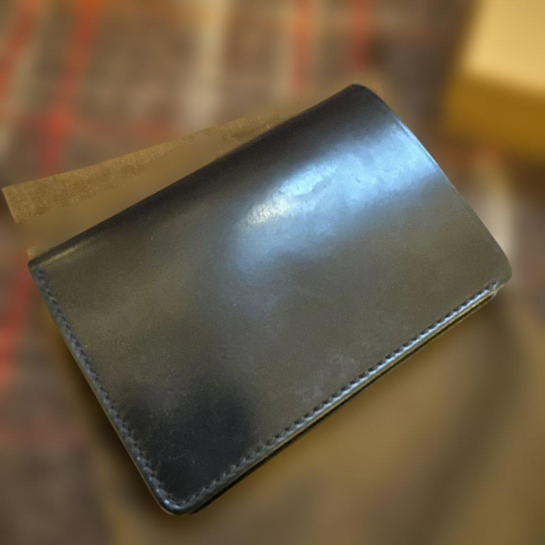 アーツアンドクラフツ米国ホーウィン社製紺色シェルコードバンウォレット新品未使用品