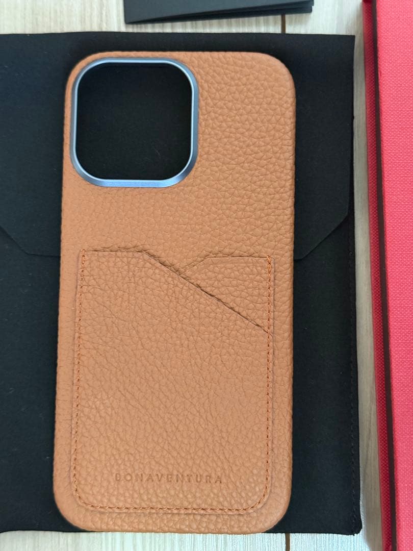 ボナベンチュラ　iPhone16promaxケース