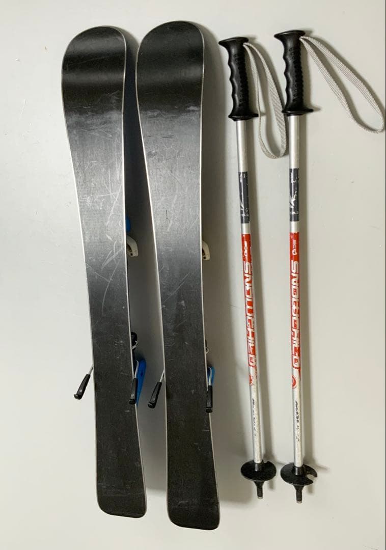 ジュニアスキー 4点セットCARVING 板80cm／ブーツ17cm