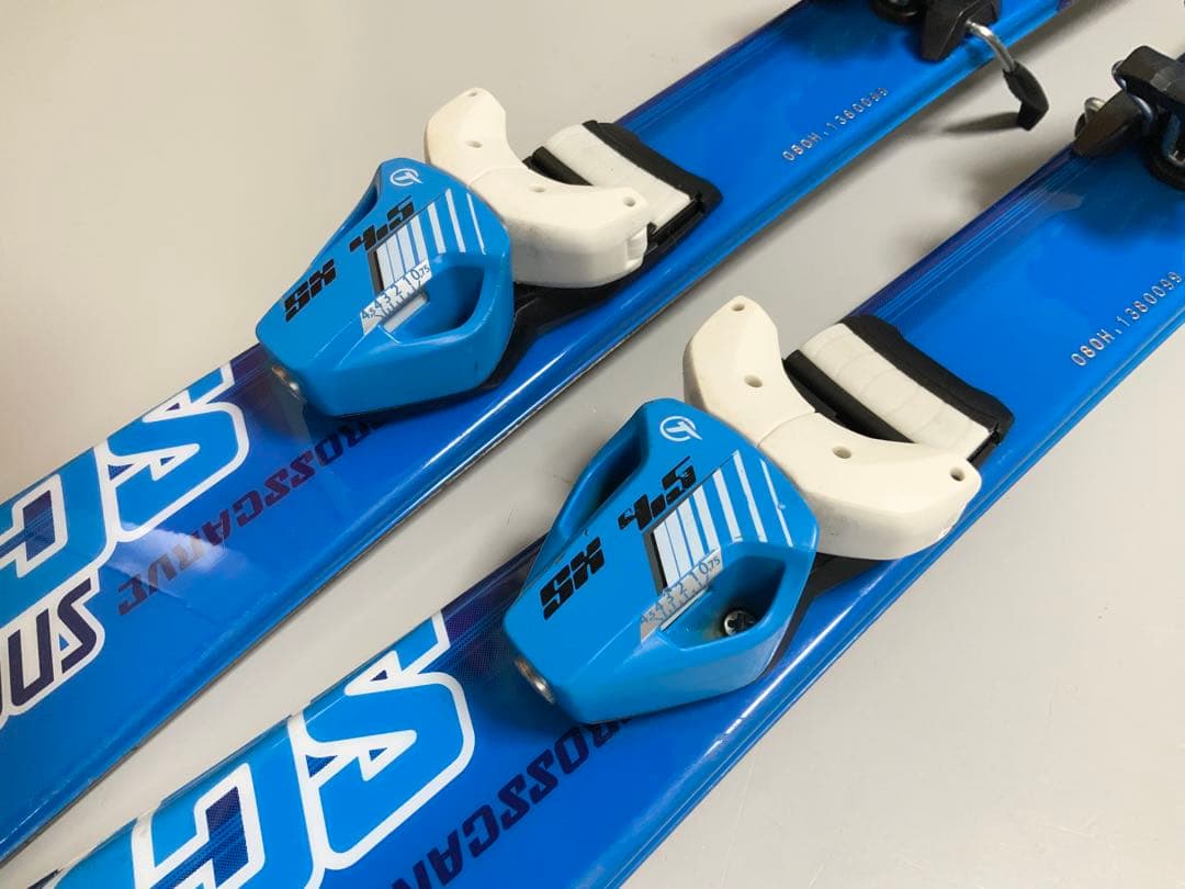 ジュニアスキー 4点セットCARVING 板80cm／ブーツ17cm