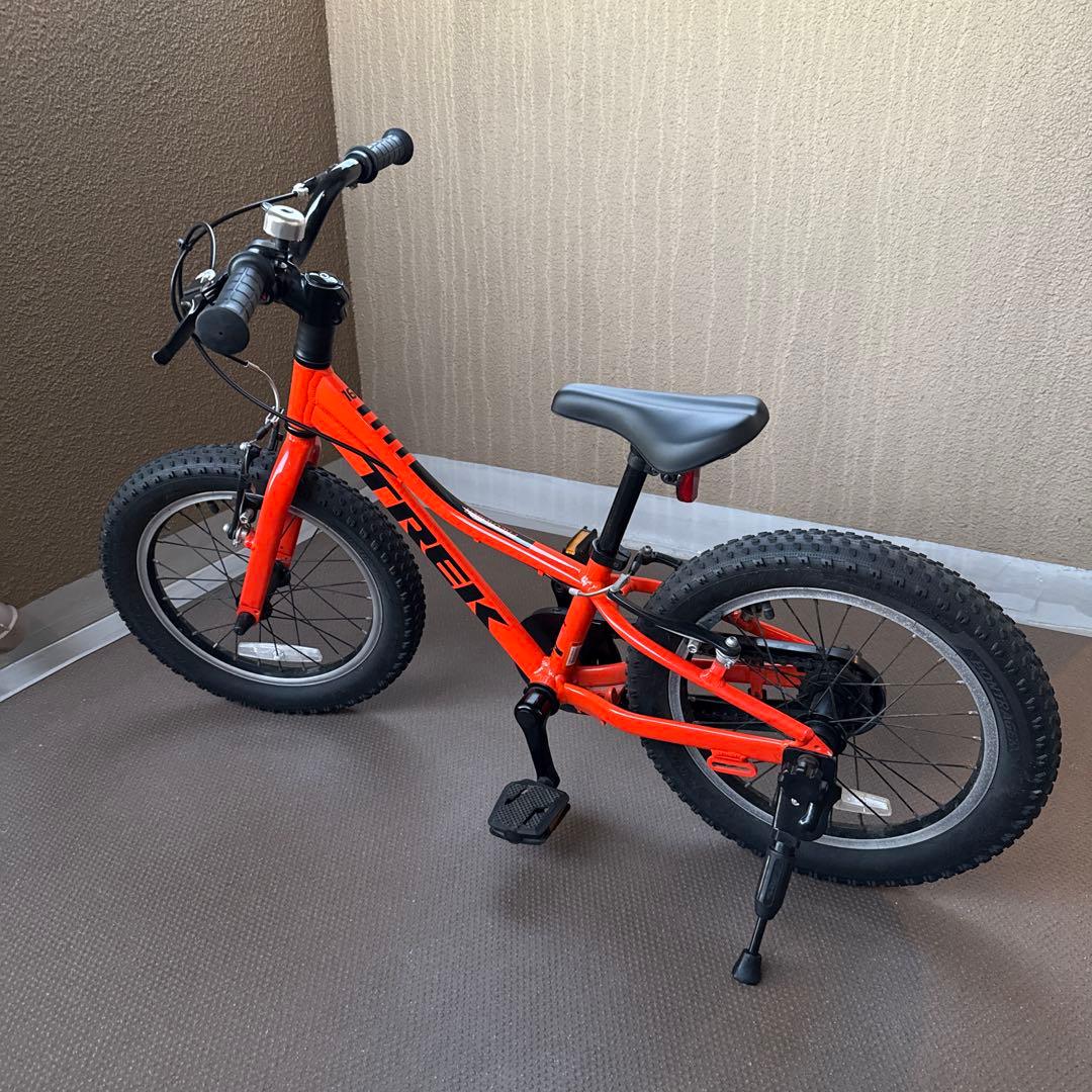 大阪市内　引き取り限定　Trek キッズバイク 16インチ オレンジ