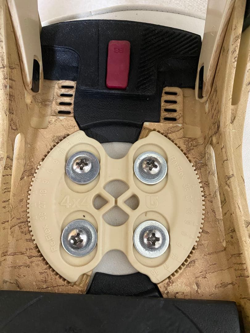 BURTON MALAVITA EST Mサイズ