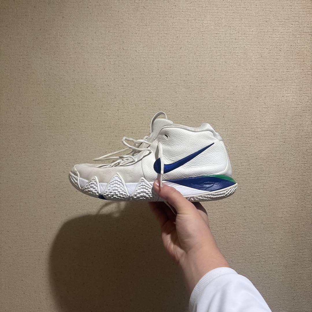 シューズ(男性用) Nike Kyrie 4 \