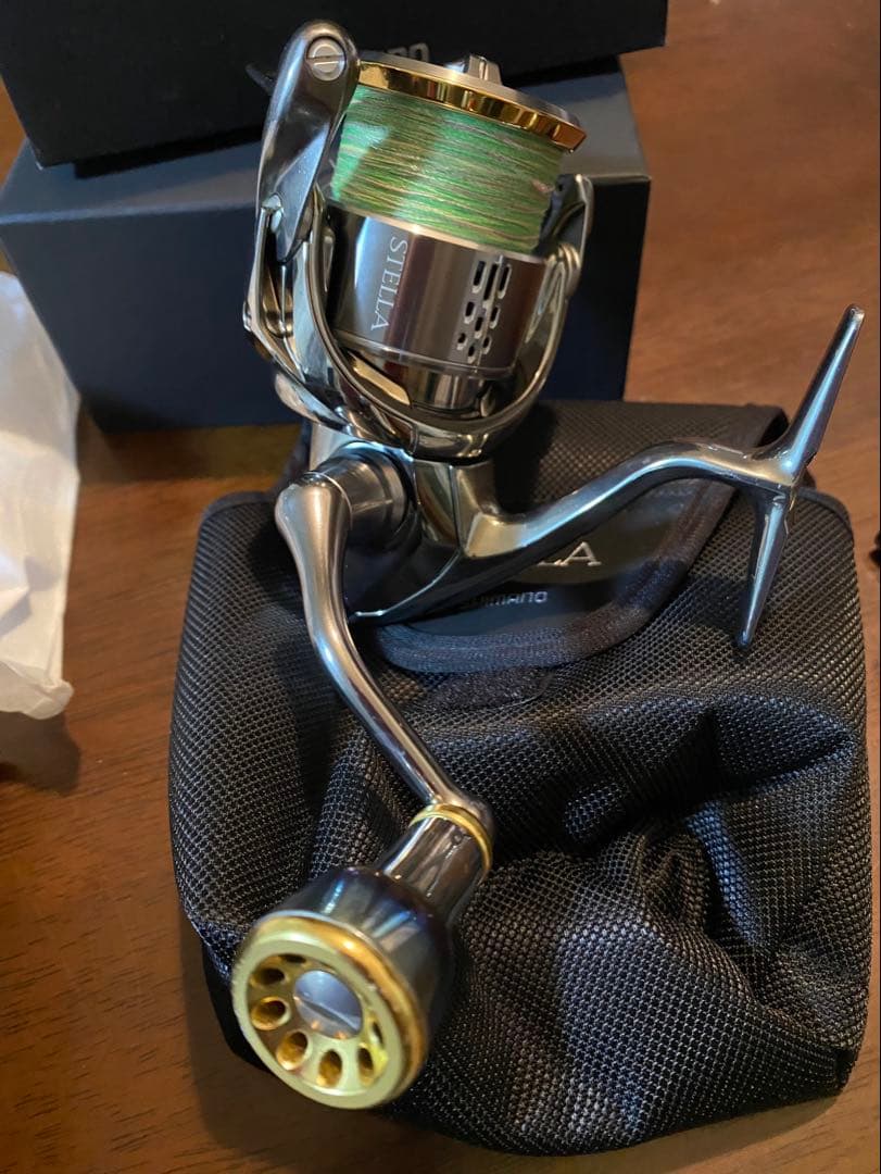 ステラC3000XG スピニングリール　リブレハンドル付き