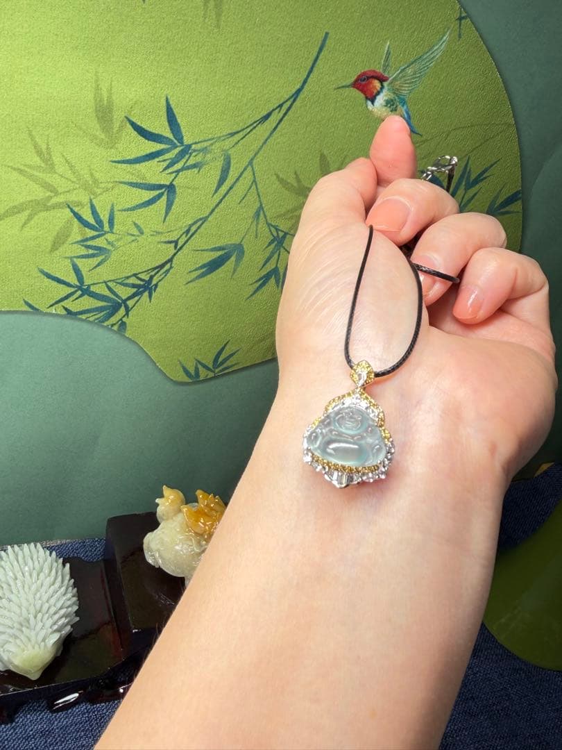 新入荷❣️天然A貨翡翠　縁起物、高氷種、豪華版仏公ネックレストップ