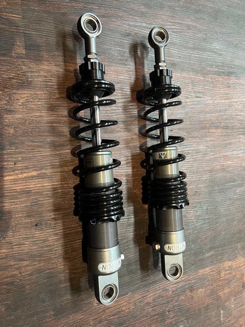 Nitron トライアンフ　ボンネビル　ストリートスクランブラーサスペンション