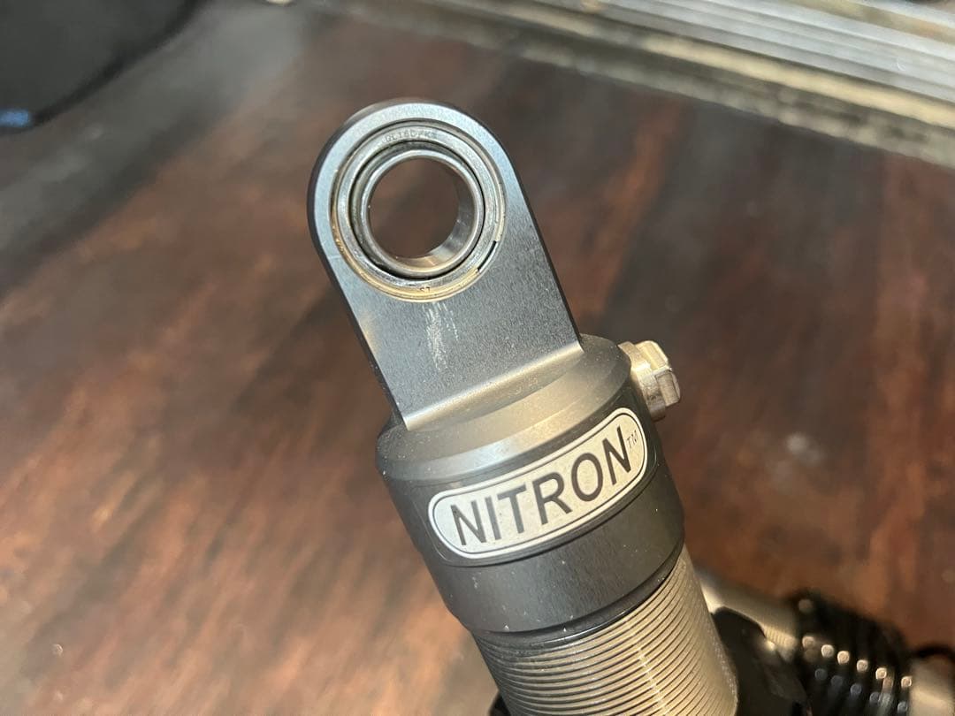 Nitron トライアンフ　ボンネビル　ストリートスクランブラーサスペンション