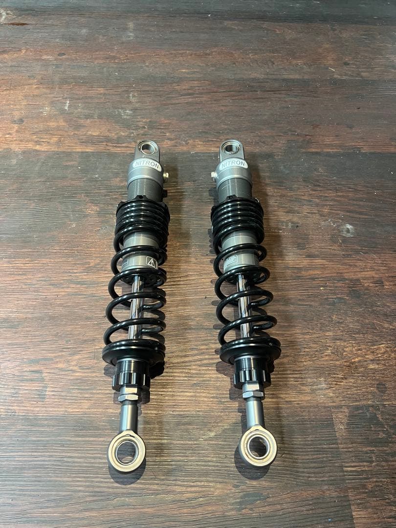 Nitron トライアンフ　ボンネビル　ストリートスクランブラーサスペンション