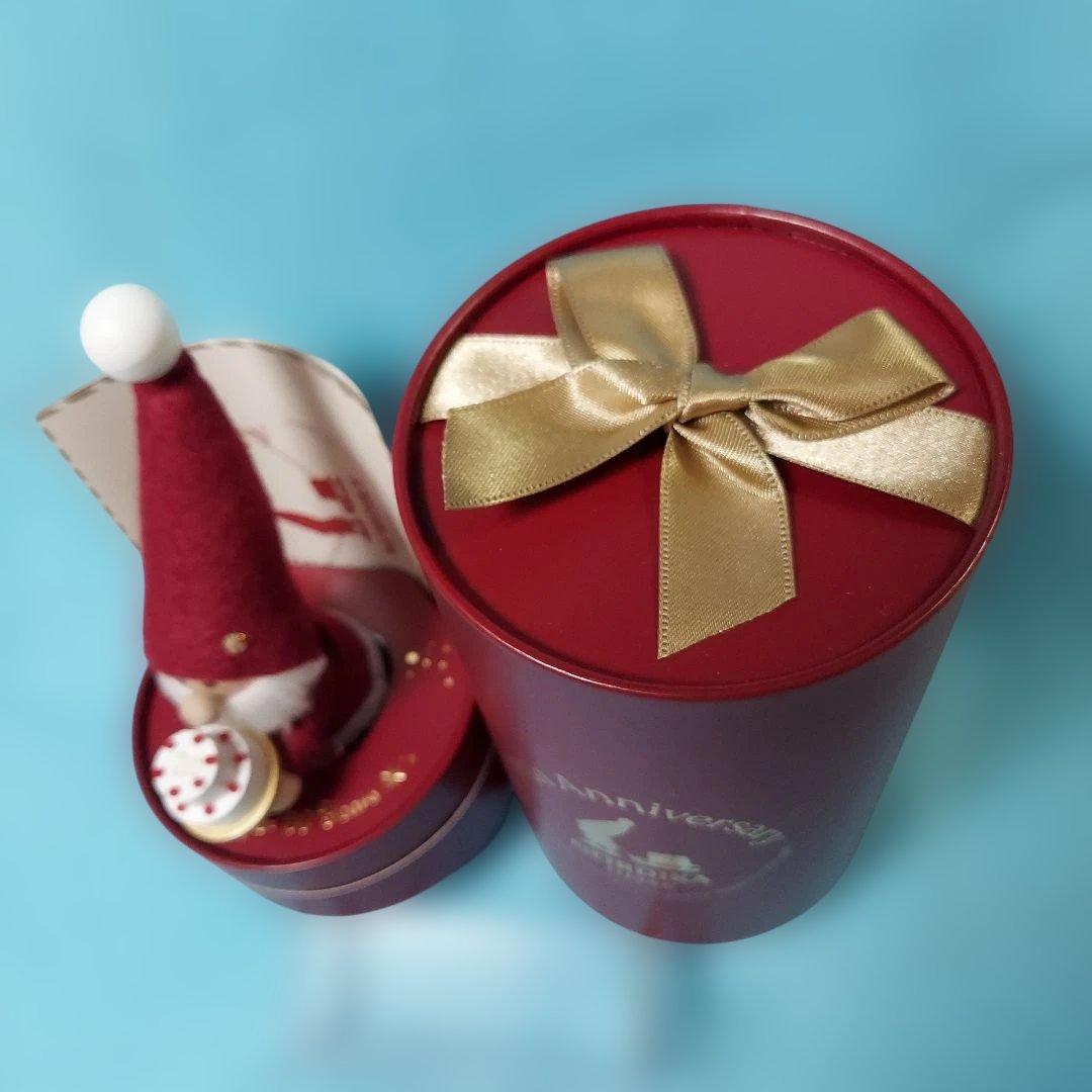 ★ノルディカニッセ　20周年限定品　ケーキを持った　サンタ★