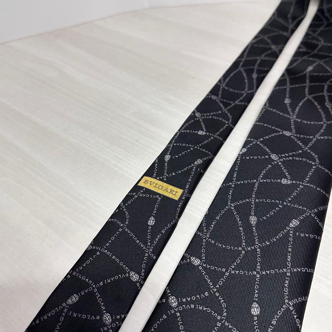 極美品☆ブルガリ☆ネクタイ☆箱付☆ブラック☆グレー☆黒系☆544