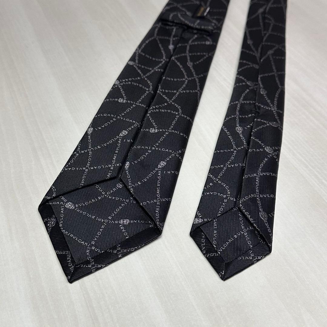 極美品☆ブルガリ☆ネクタイ☆箱付☆ブラック☆グレー☆黒系☆544