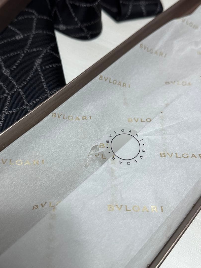 極美品☆ブルガリ☆ネクタイ☆箱付☆ブラック☆グレー☆黒系☆544