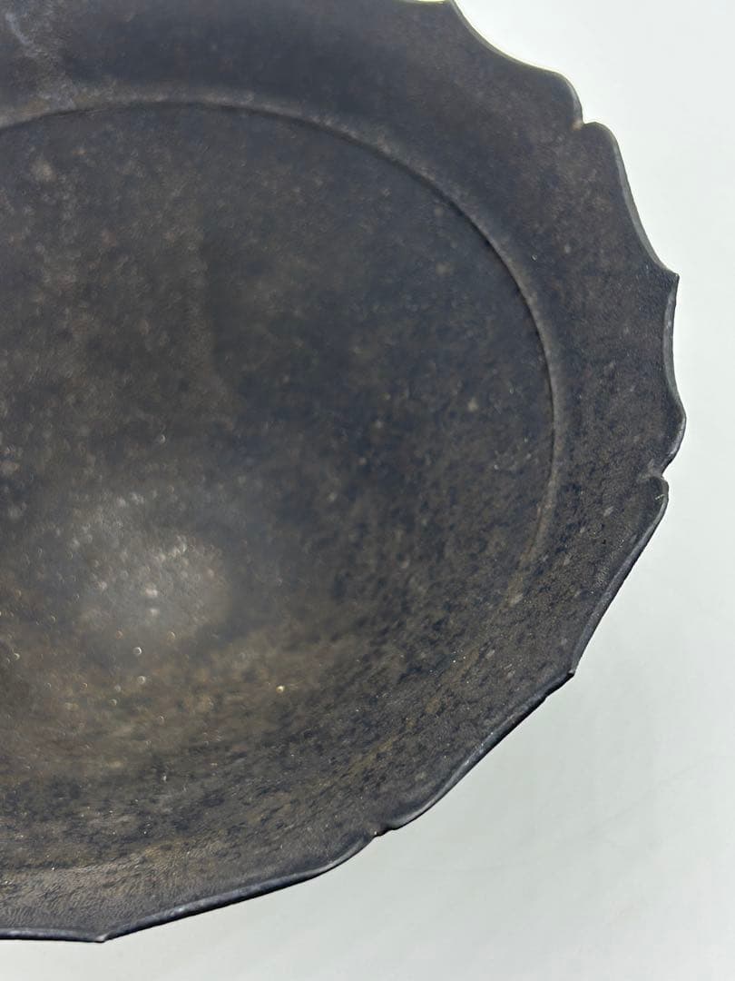 伊藤剛俊　黒陶　輪花鉢