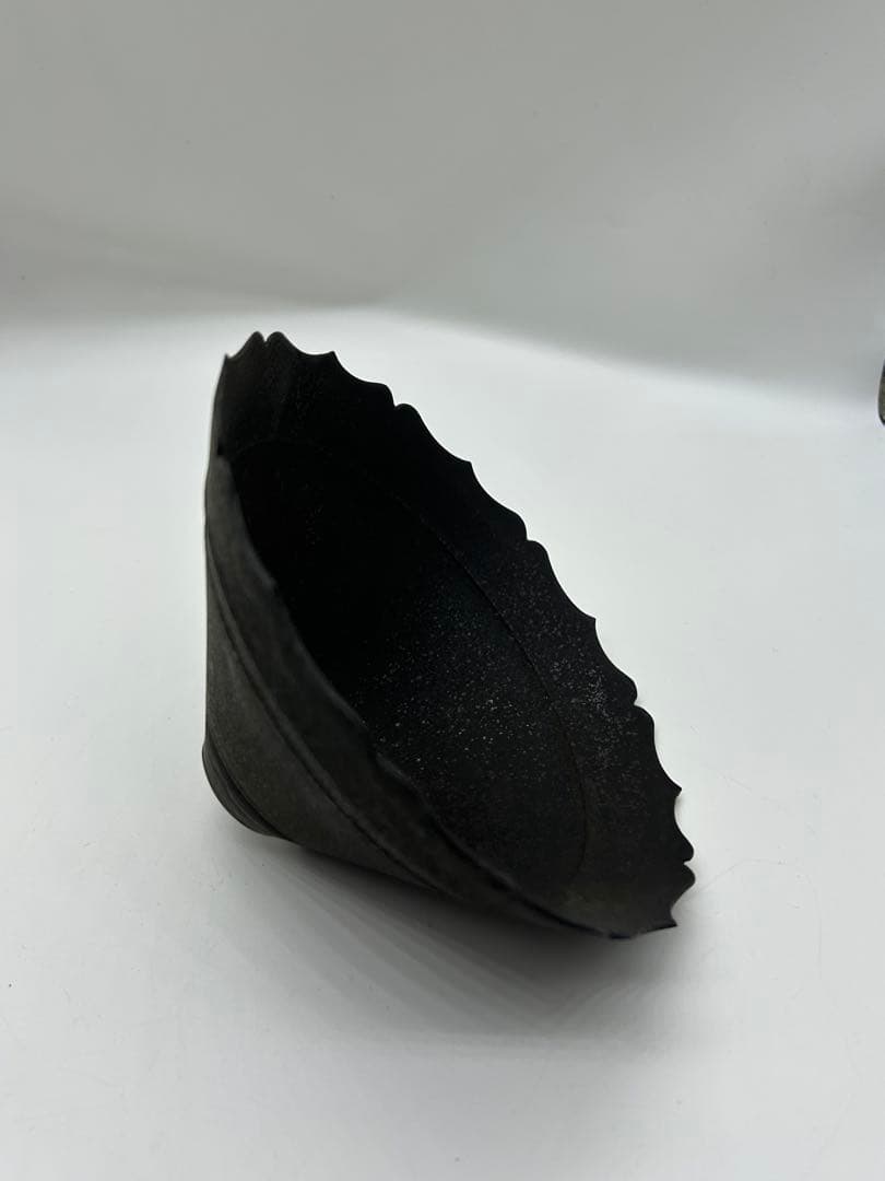 伊藤剛俊　黒陶　輪花鉢