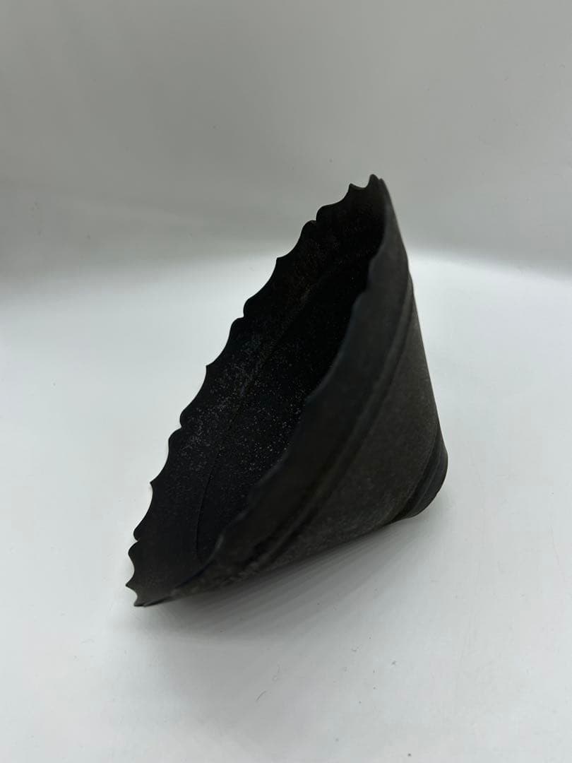 伊藤剛俊　黒陶　輪花鉢