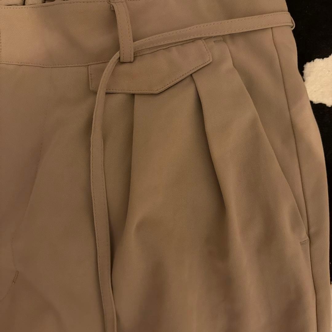 年末までの出品　ベージュ ワイドパンツ トワロニエ