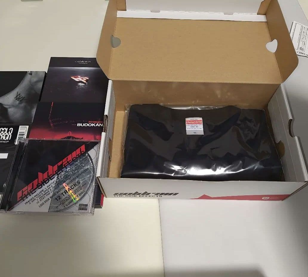 coldrain　CDとDVDのセットです。