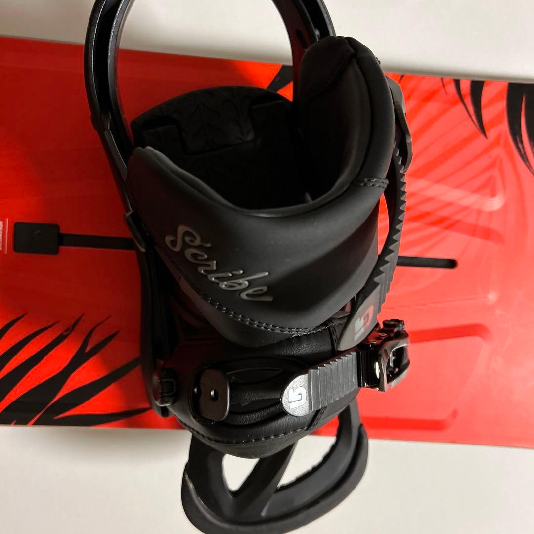 バートンスノーボードセット　ヴィンデング、ケース付き