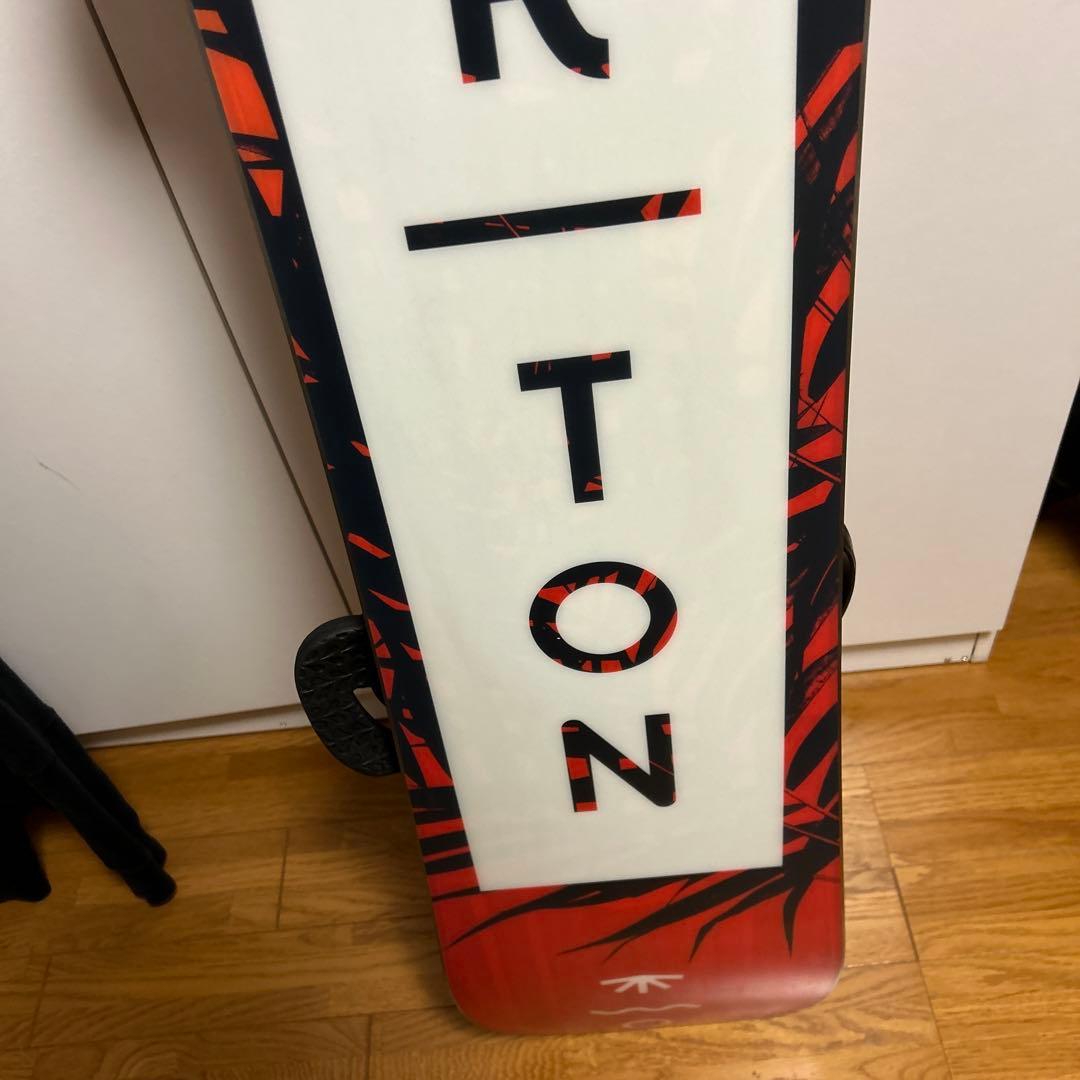 バートンスノーボードセット　ヴィンデング、ケース付き