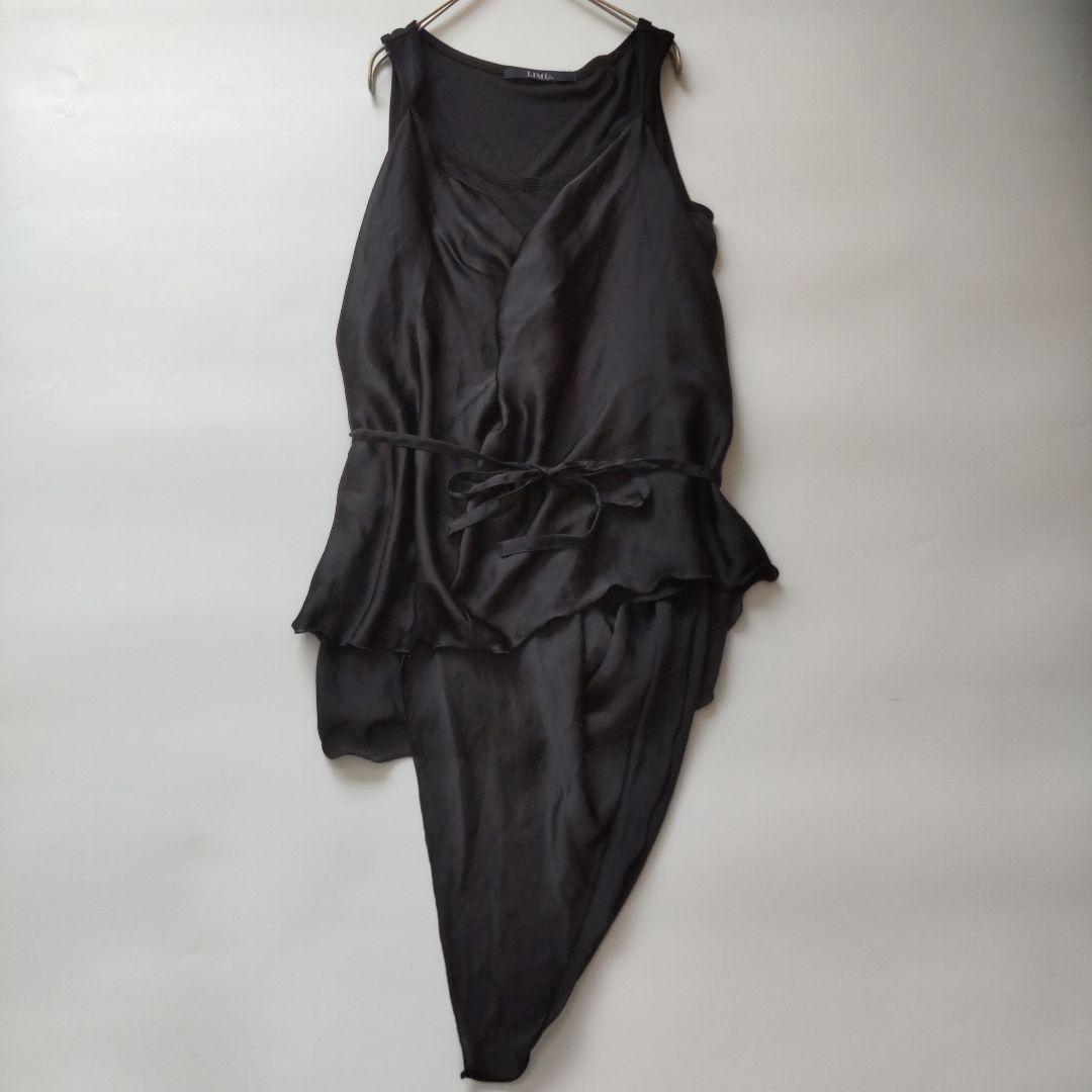 美品 リミフゥ 変形 ノースリーブ カットソー チュニック ベルト付 サテン調