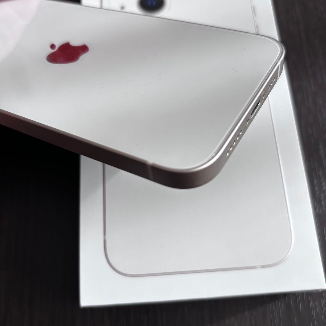 【美品】Apple iPhone13 スターライト 128GB SIMフリー