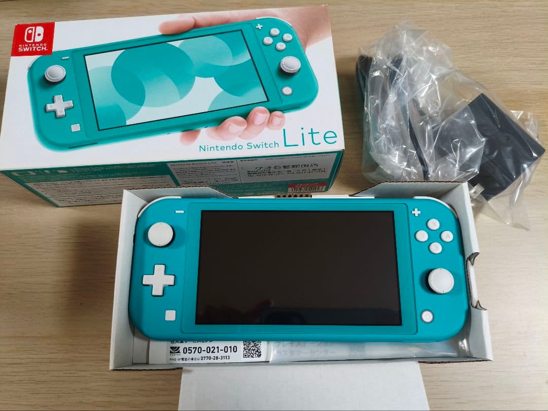 【美品】ニンテンドースイッチ　ライト　Switch　ターコイズ