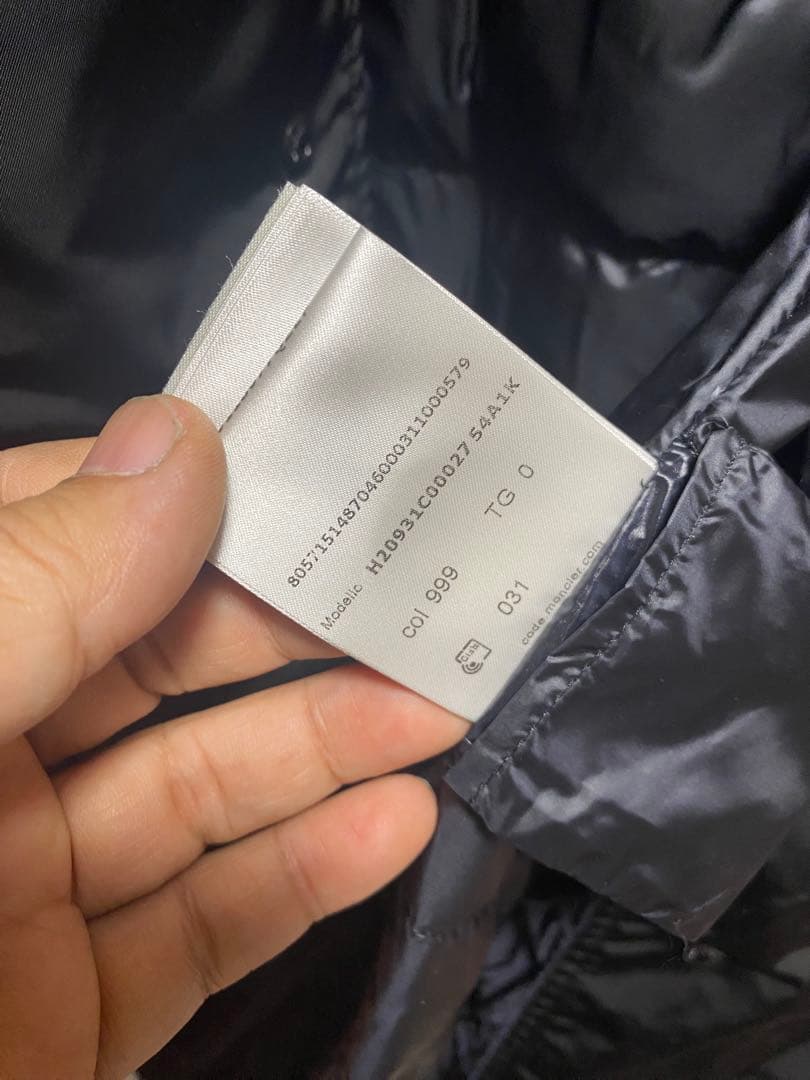 モンクレール　ダウントレンチコート フード付き　黒