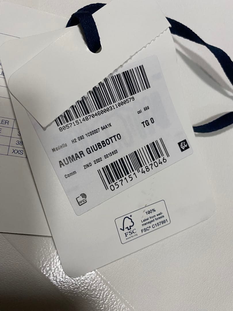 モンクレール　ダウントレンチコート フード付き　黒