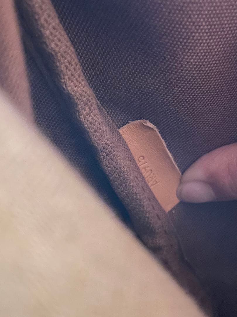 LOUIS VUITTON ソミュール35