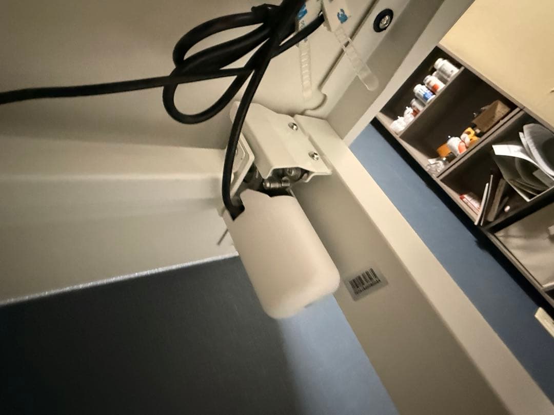 電動昇降デスク　メモリ機能付き