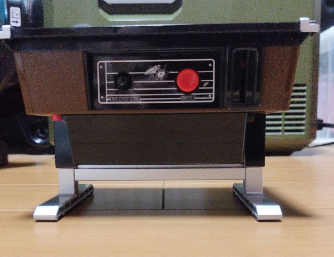 ★Pipoさん御用達★スペースインベーダー 貯金箱 外箱写真追加