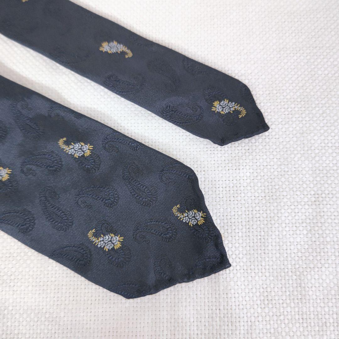 タイユアタイTIE YOUR TIEスフォデラートペイズリービジネスネクタイ紺