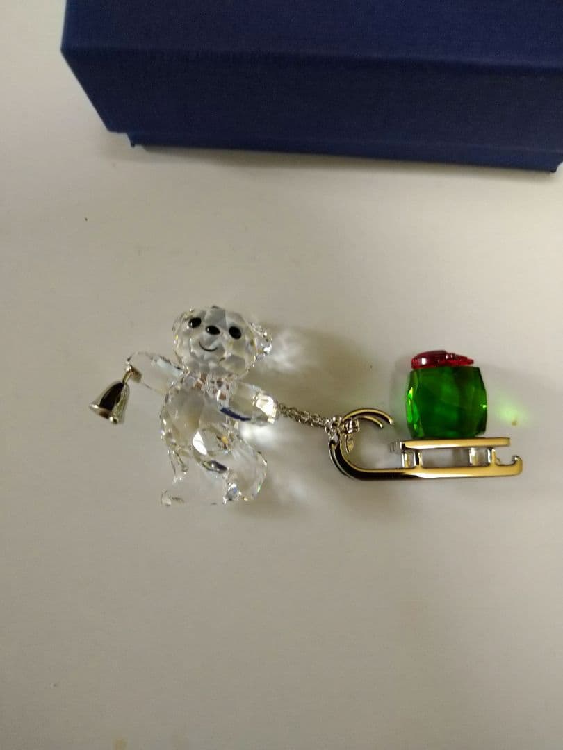 SWAROVSKI クリスタルベア 置物クリスマス　2019年