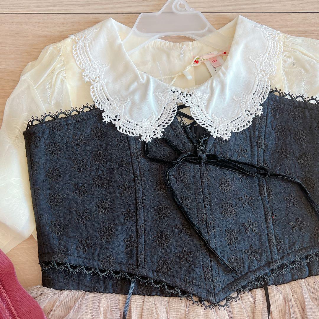 Dハロ　眠れる森の美女 オーロラ姫　ドレス　130サイズ　新品未使用