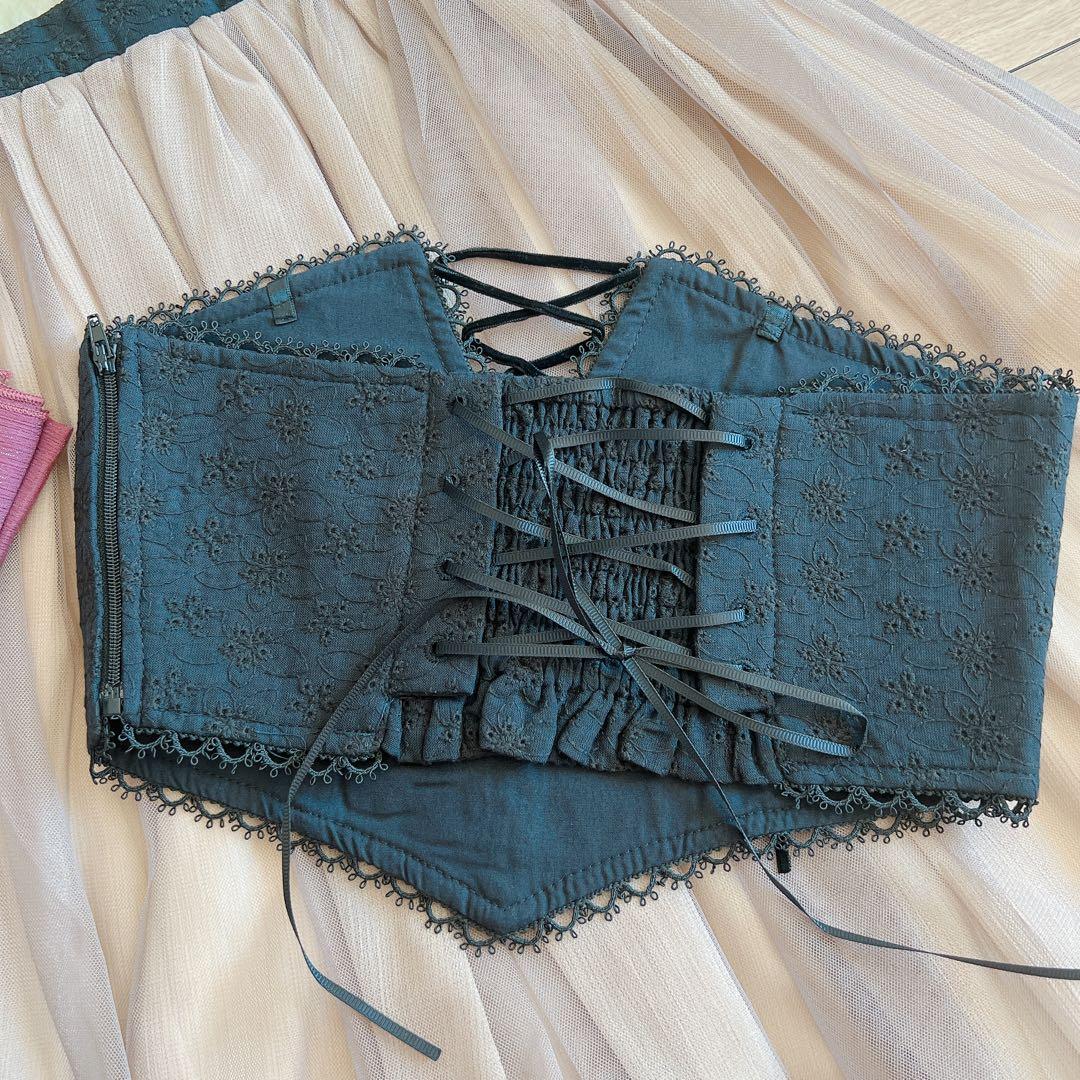 Dハロ　眠れる森の美女 オーロラ姫　ドレス　130サイズ　新品未使用