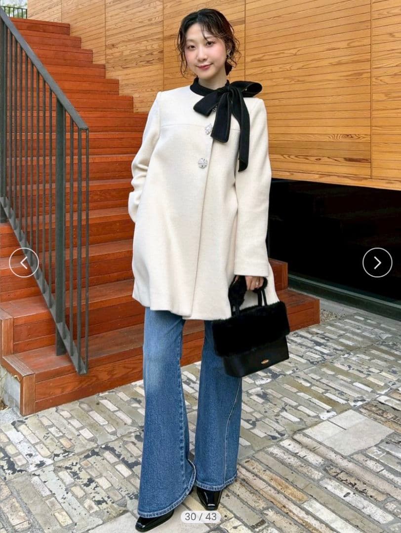 タグ付き新品未使用品　リリーブラウン　Aラインビジューリボンコート