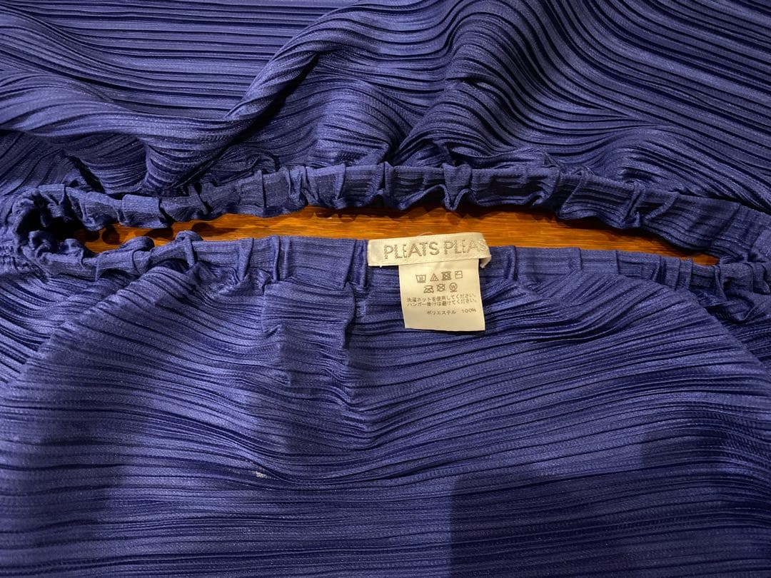 プリーツプリーズ　スカート