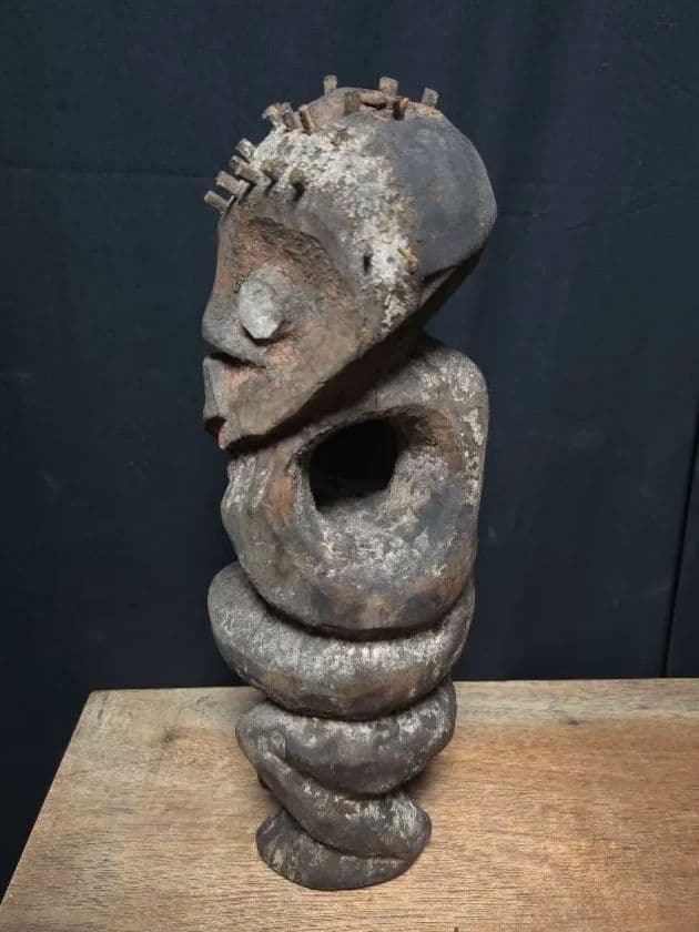 横*山様 自立難マンビラ族彫像カメルーン　アフリカプリミティブアートアフリカンア