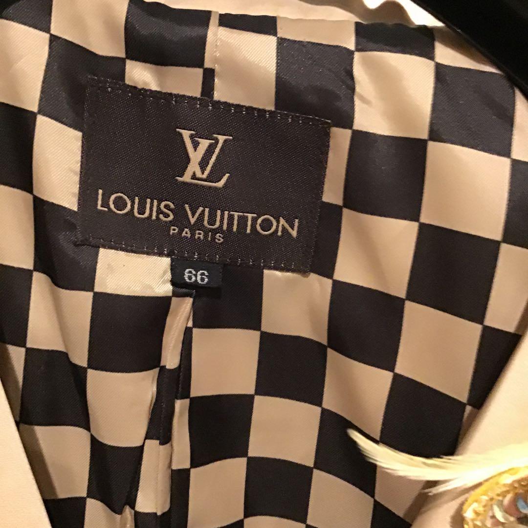 ひ*ん様 Louis Vuitton ベージュ トレンチコート