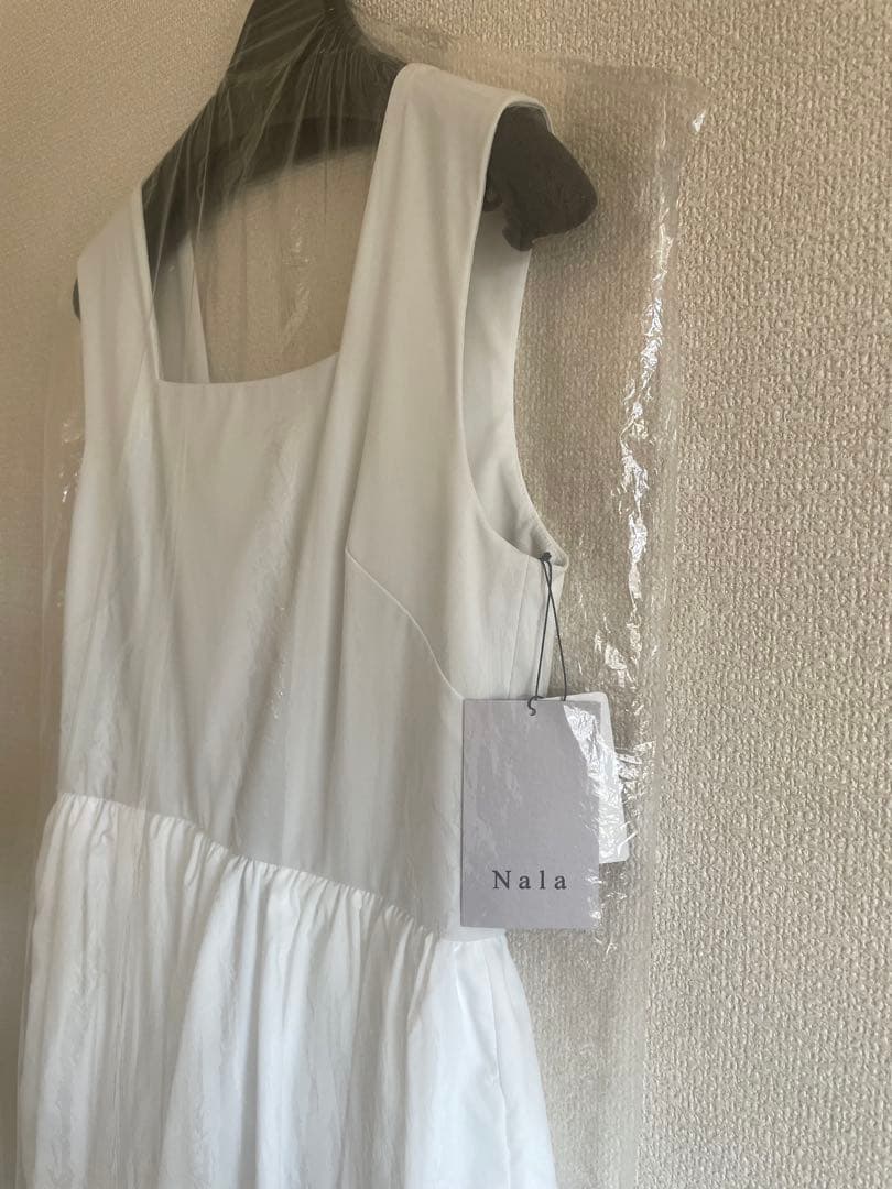 Nala Cactus オールインワン 白 S バックオープン