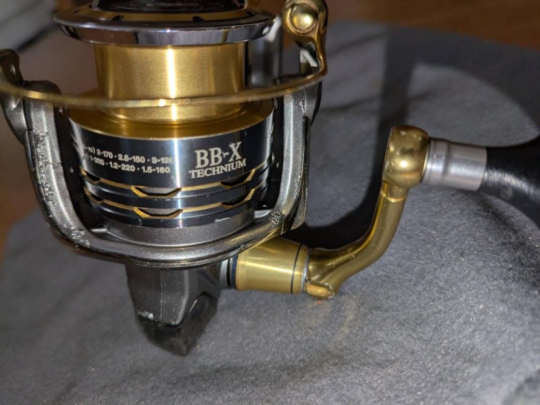 【中古】シマノ BB-XテクニウムMg2500DXG【訳あり】