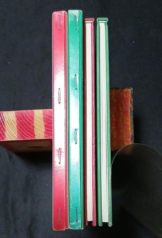 値下げ【全初版】桶谷式乳房管理法の実際　Ⅰ実技編　Ⅱ実技詳解説編　桶谷そとみ